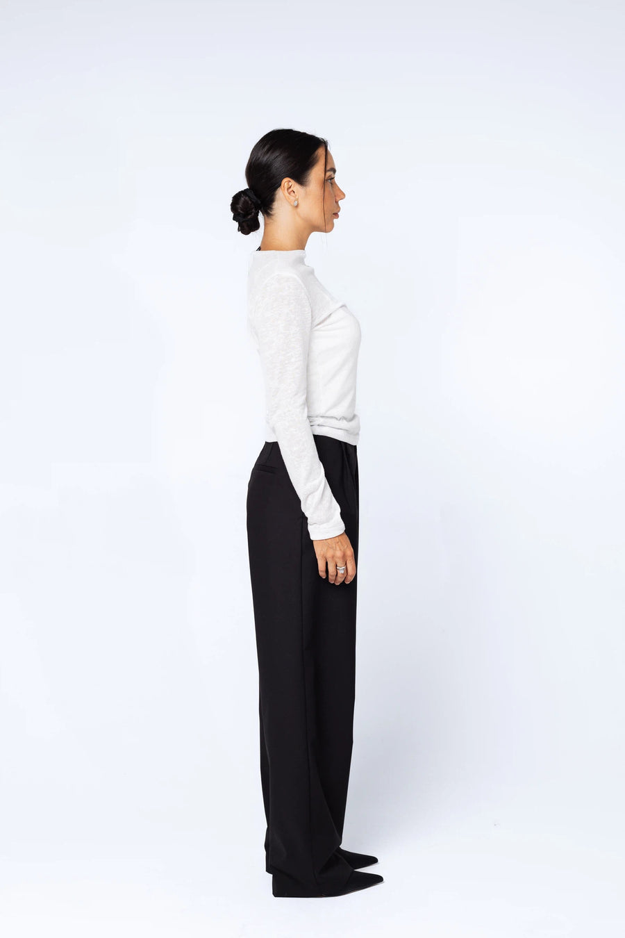 Лонгслів прозорий - молочний