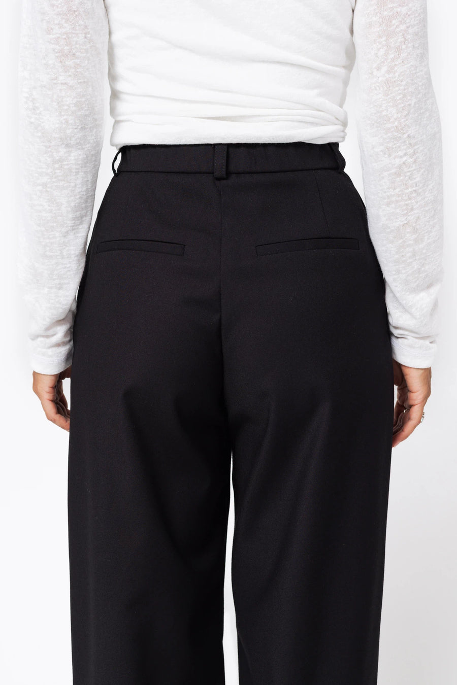 Брюки класичного крою - чорні