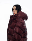 Пуховик в стилі оверсайз бургунді