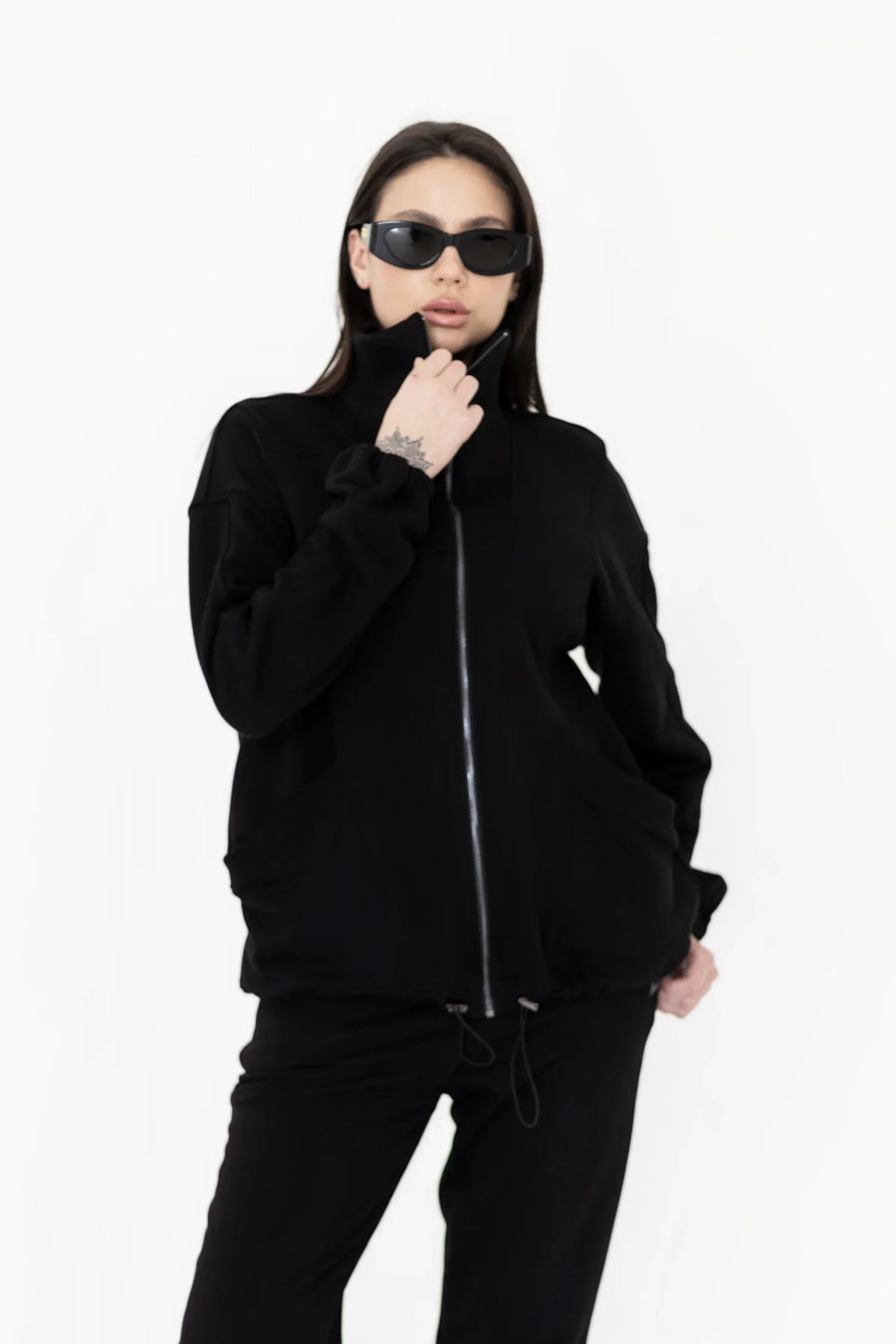 Бомбер оверсайз на блискавці чорний