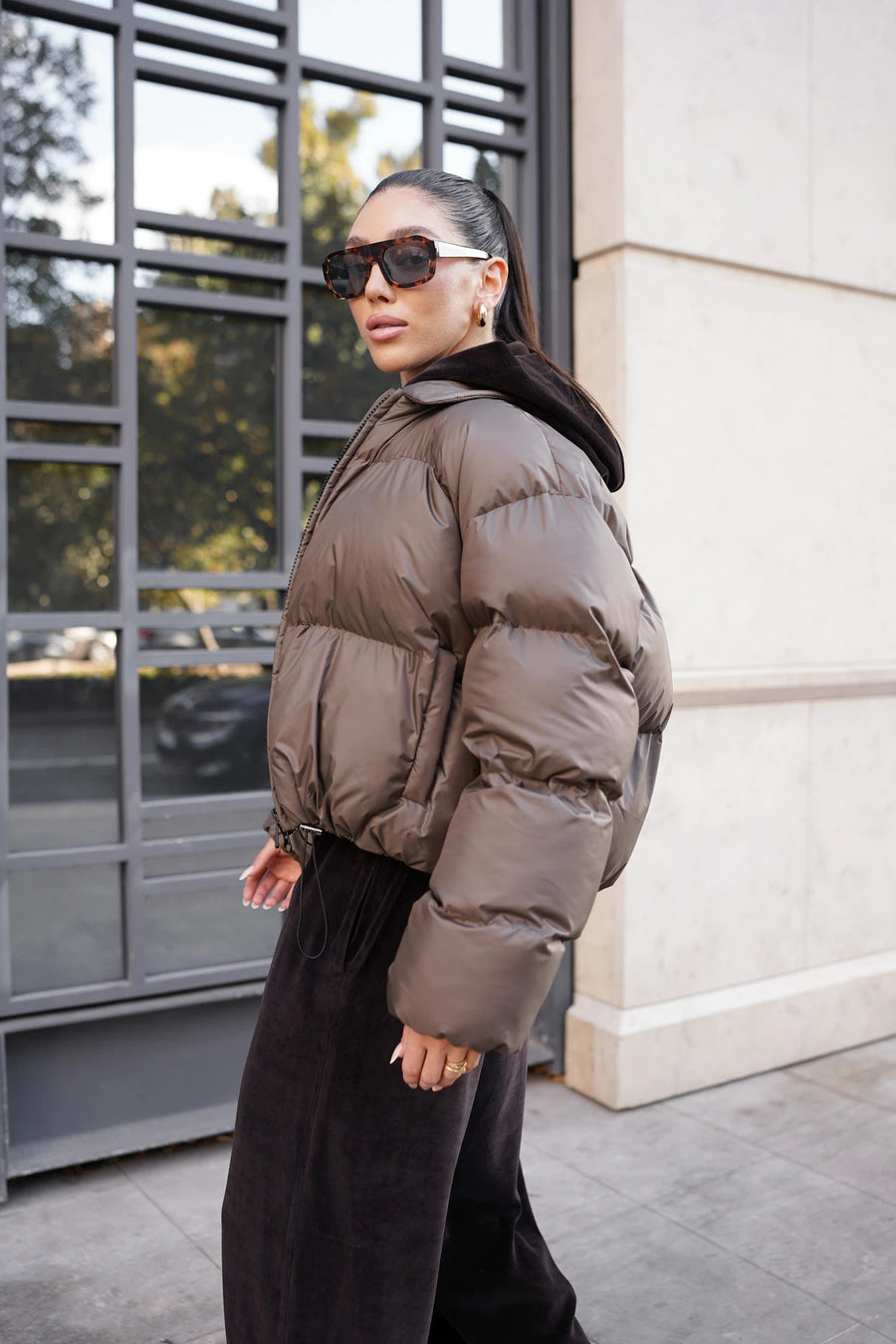 Укорочений пуфер без капюшону мокко