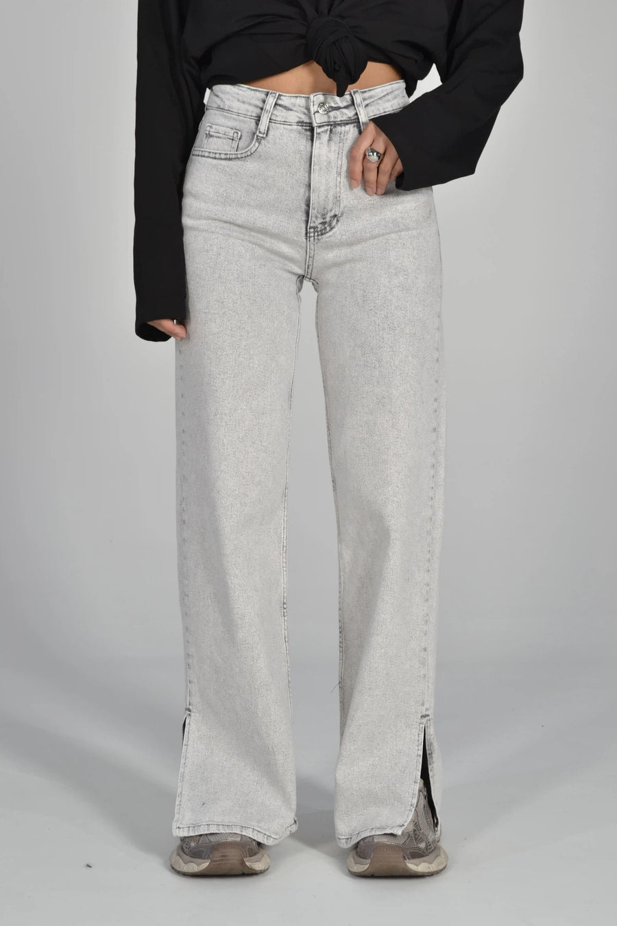 Джинси з розрізами - світло-сірі