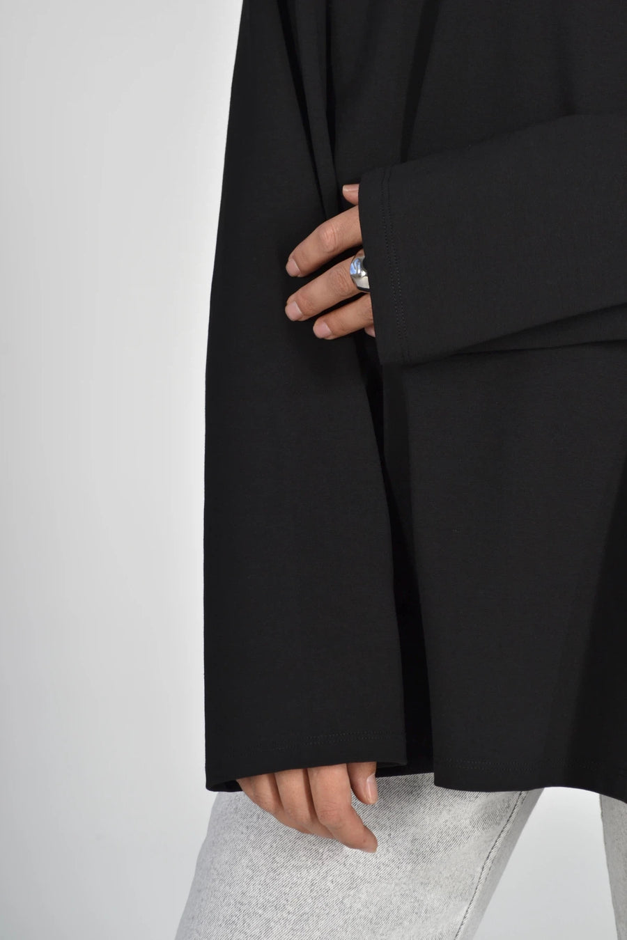 Базовий лонгслів - чорний