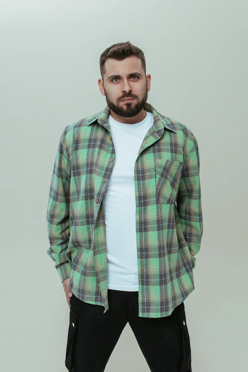 Чоловіча бавовняна сорочка в клітинку олива